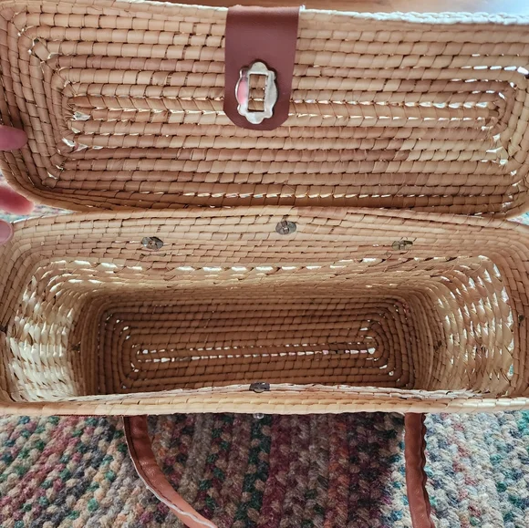 Vintage 1970's Wicker Purse - Picture 6 of 6